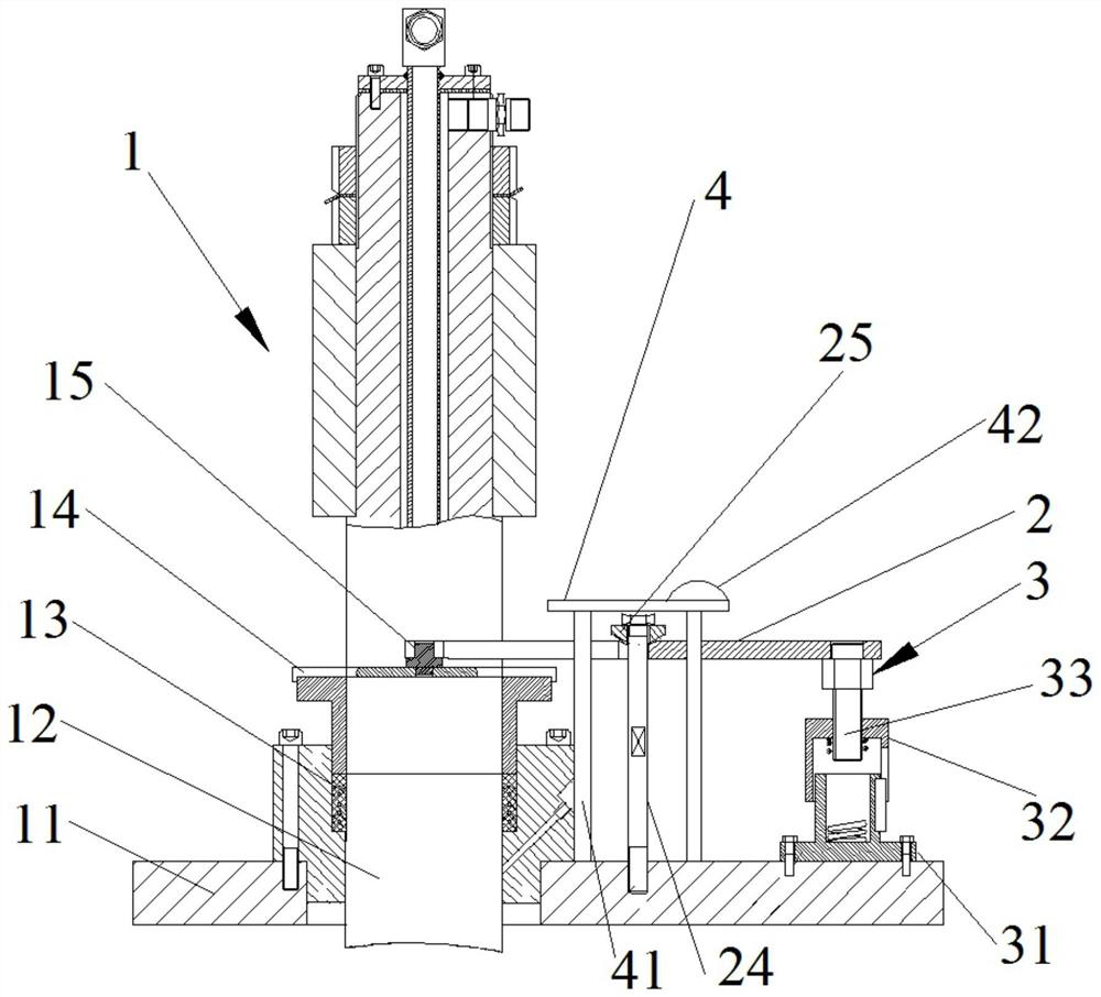 Novel sealing structure for piston rod of internal mixer