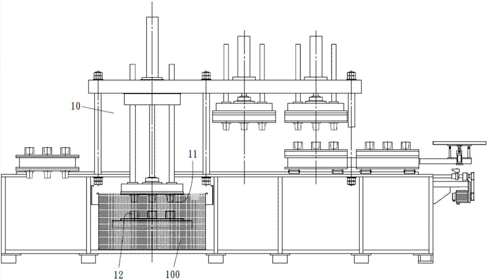 Automatic forming machine with dual-slurry suction, cold-extrusion and two-segment hot pressing and for molding product and manufacturing method for molding product