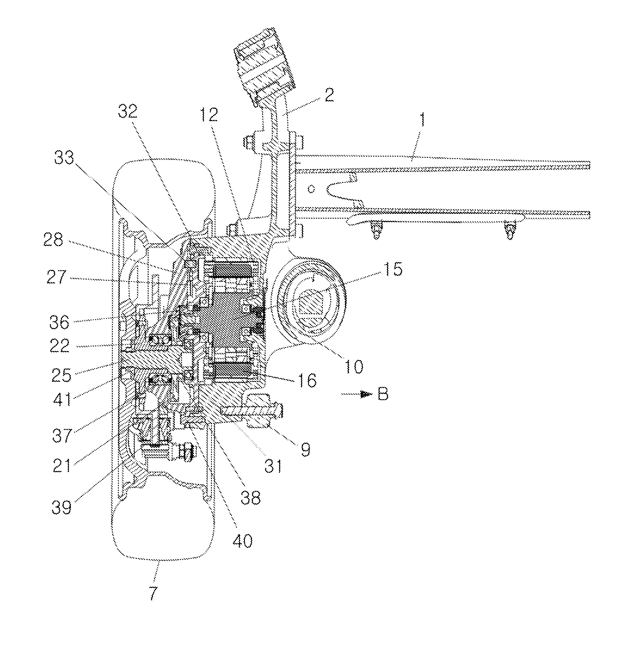 Device for driving rear wheel of electric vehicle