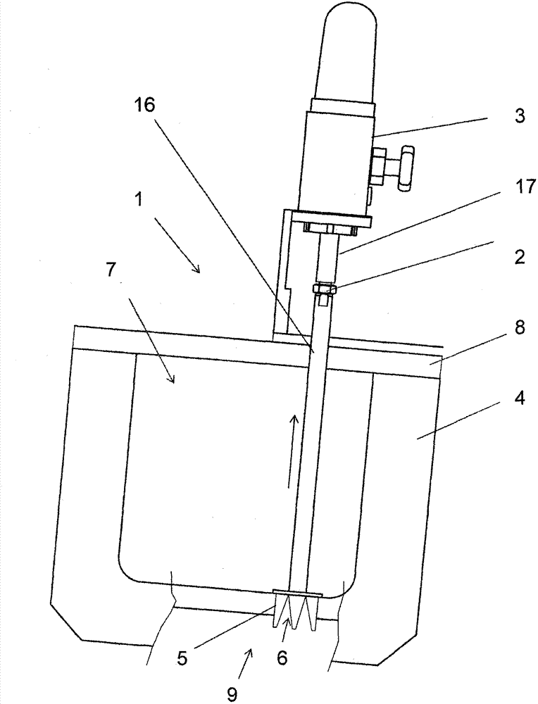 Feeder channel for diluting fluid