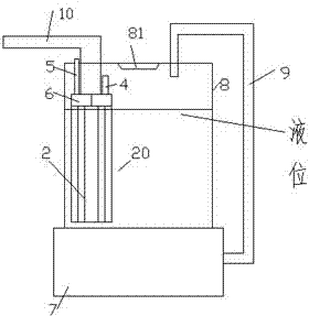 Liquid dispensing device with sliding tapered bearing and facilitating liquid dispensing