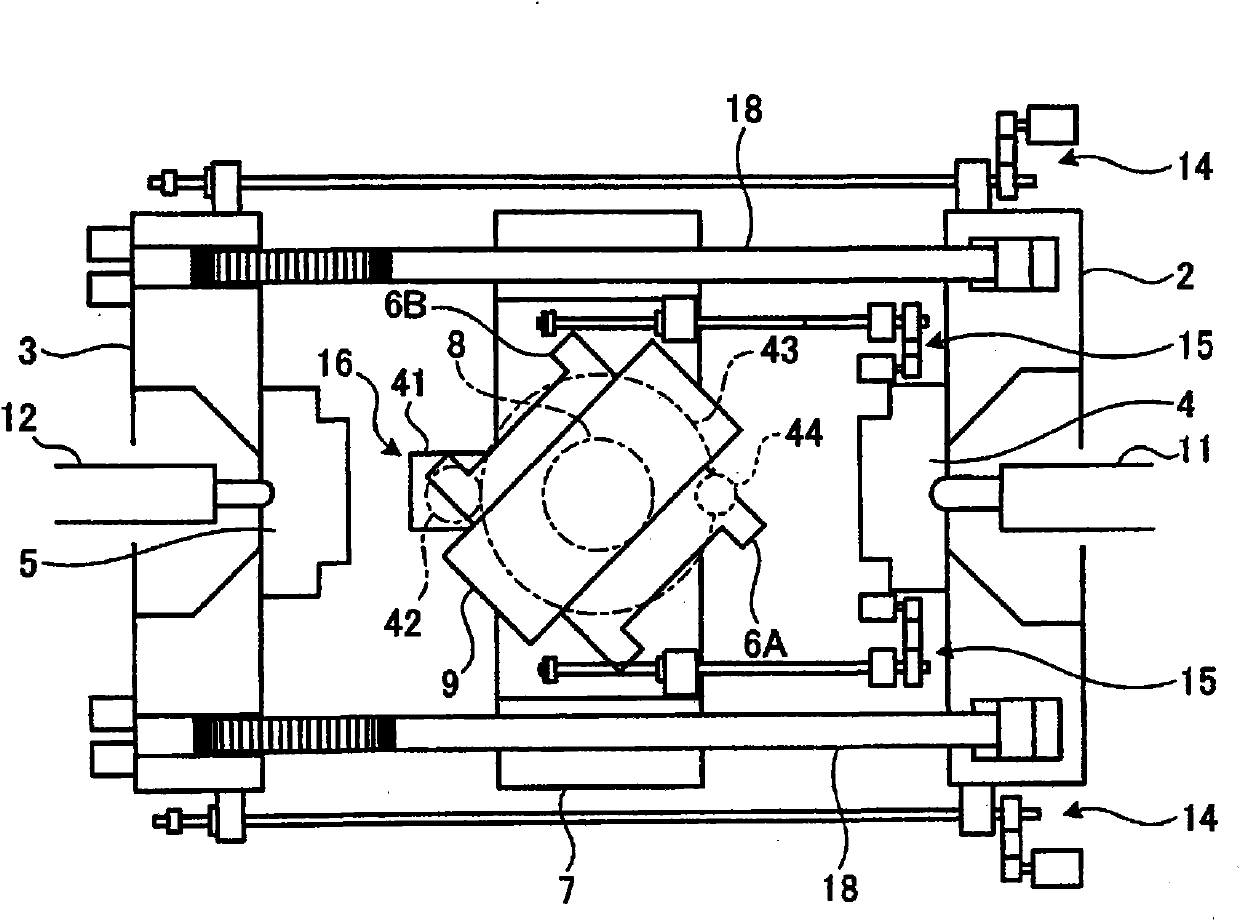 Injection molding machine for bimaterial molding and method of controlling same