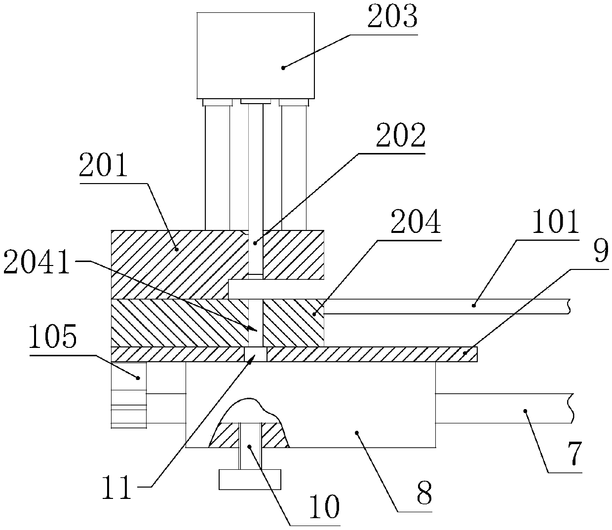 Material feeding amount control device and method applied to die cutting machine