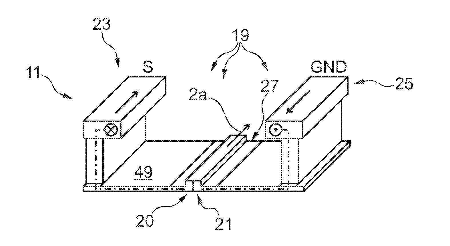 Electro-optical modulator based on carrier depletion or carrier accumulation in semiconductors with advanced electrode configuration