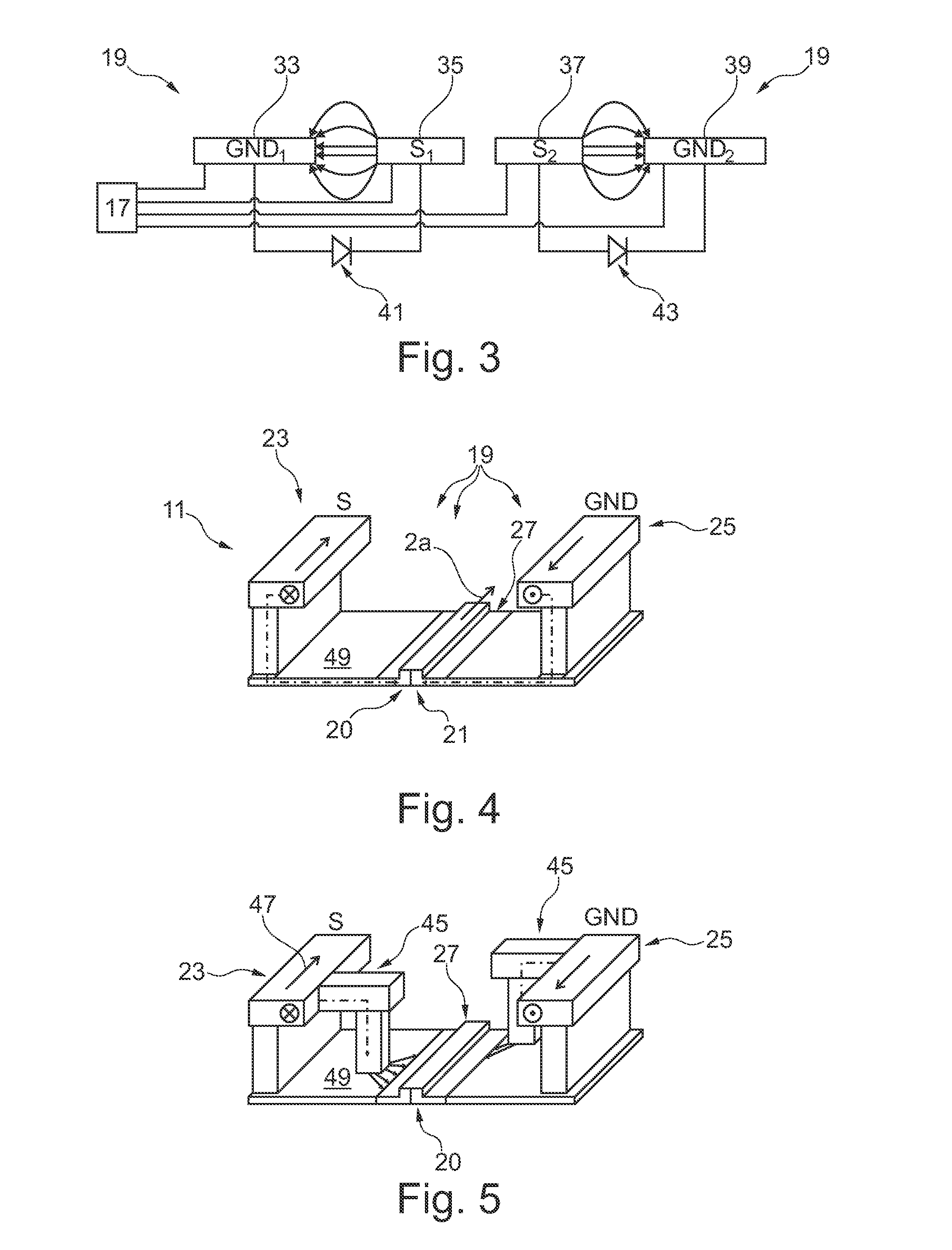 Electro-optical modulator based on carrier depletion or carrier accumulation in semiconductors with advanced electrode configuration