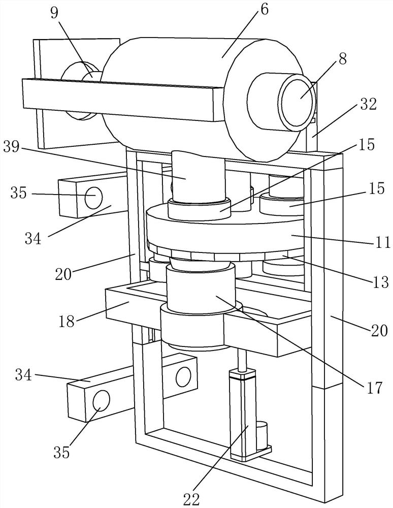 Scroll compressor with pressure regulating device and assembling method thereof