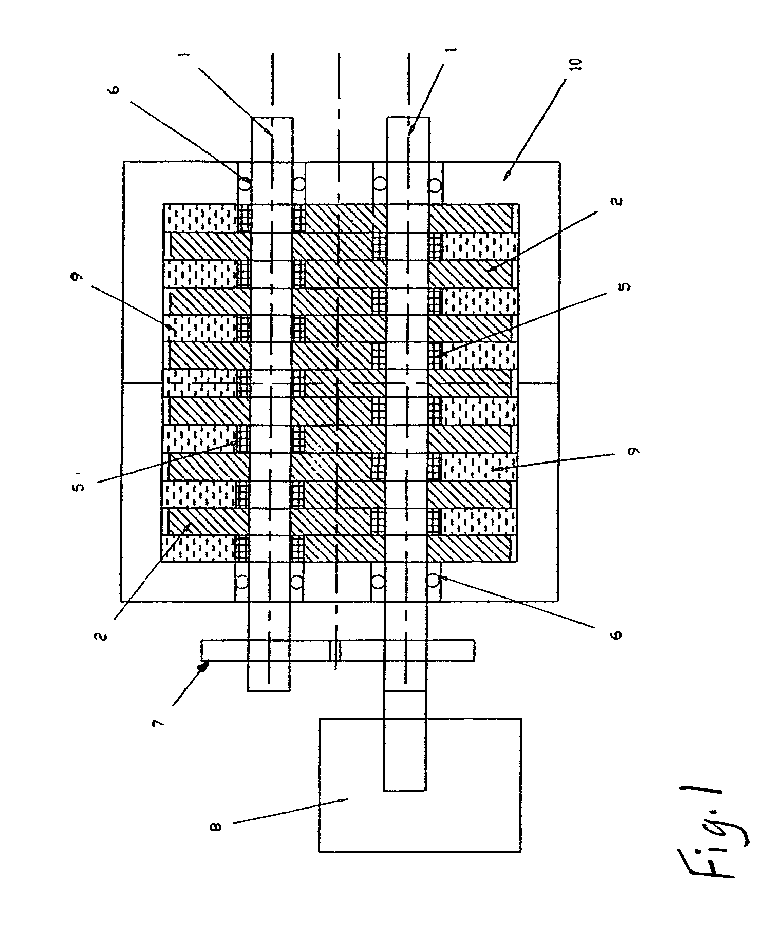 Reversible blade for a comminution machine