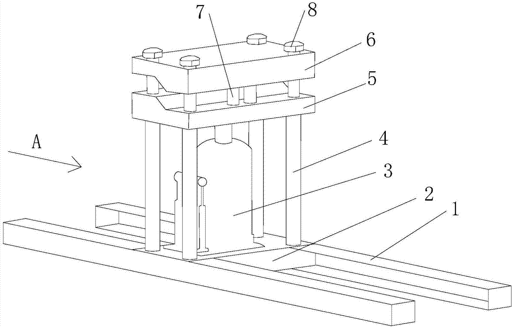 Machining mold and method for overlapping ''Z''-shaped bend on lightning protection belt
