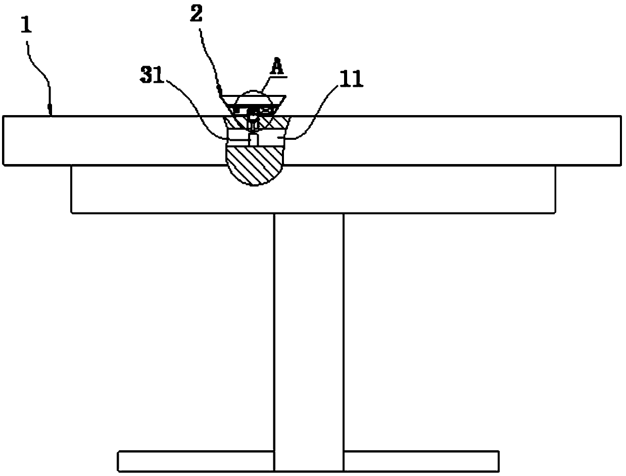 Multifunctional dining table and dish warm keeping method based on the same