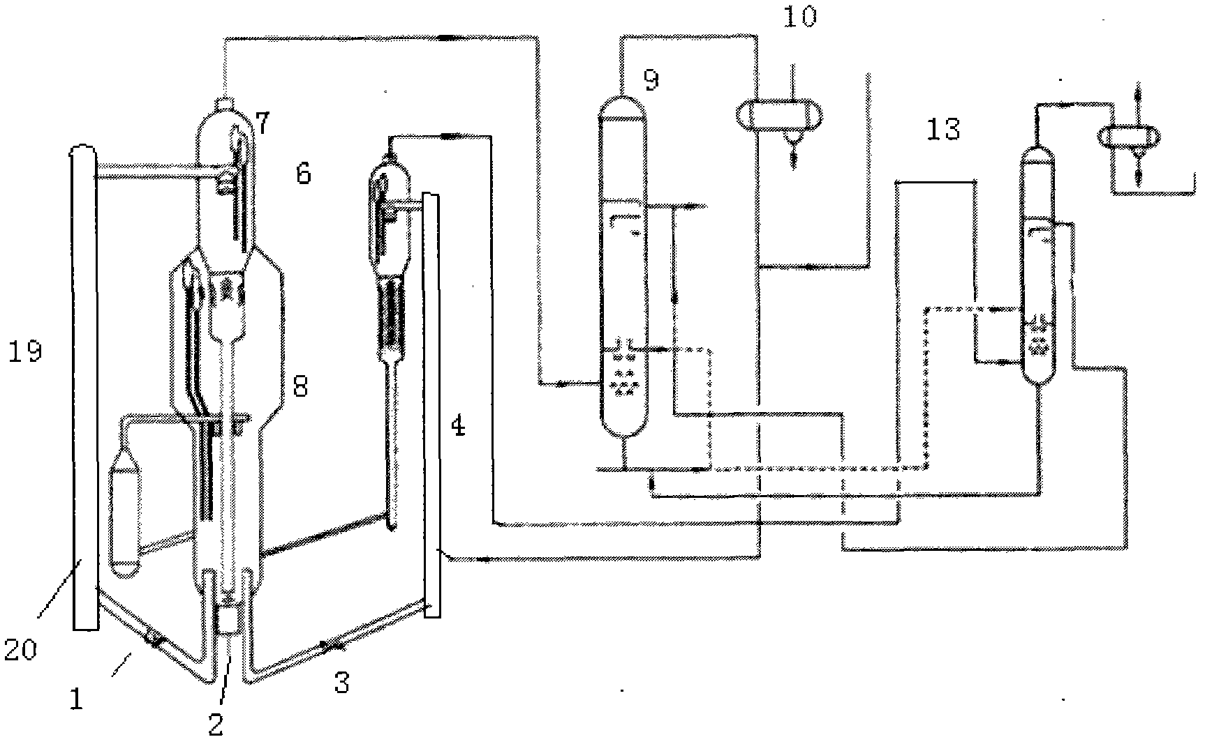 Catalytic cracking method and device in favor of processing inferior heavy oil