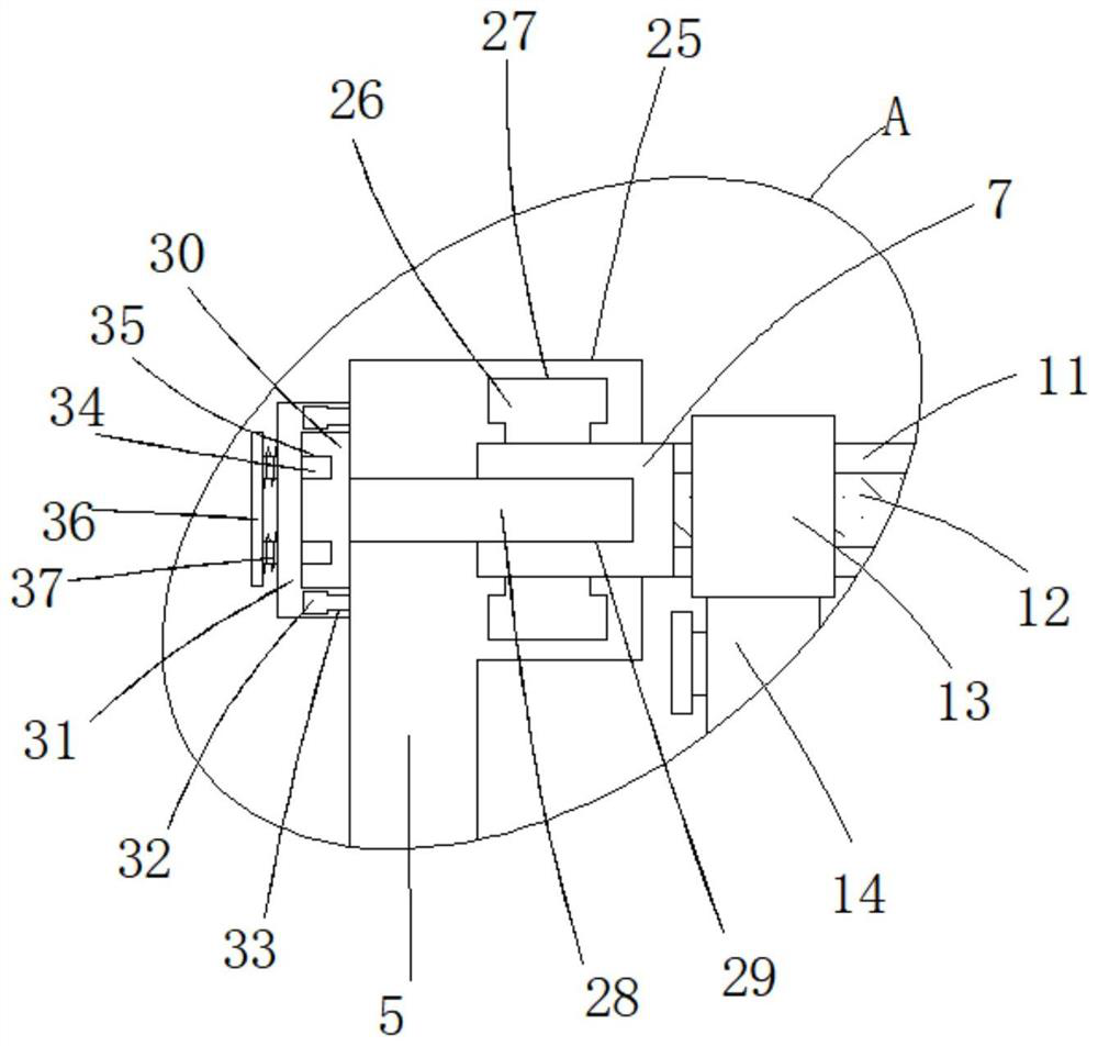 Paper box clamping device on filter stick tray loading lifting mechanism