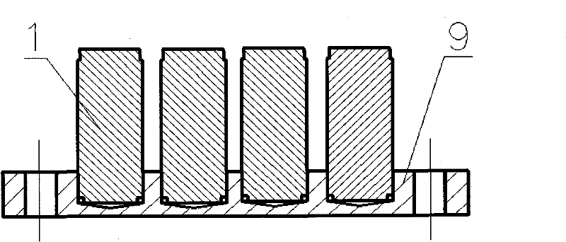 Device and method for implementing local electroplating of parts