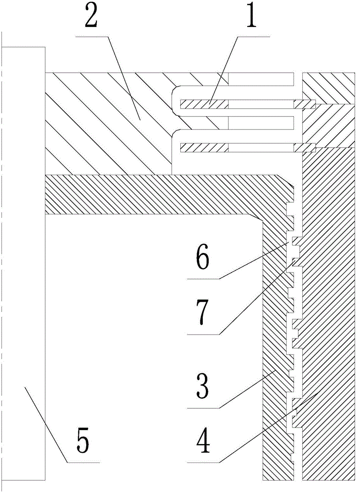 Compound molecular pump using segmented structure traction level