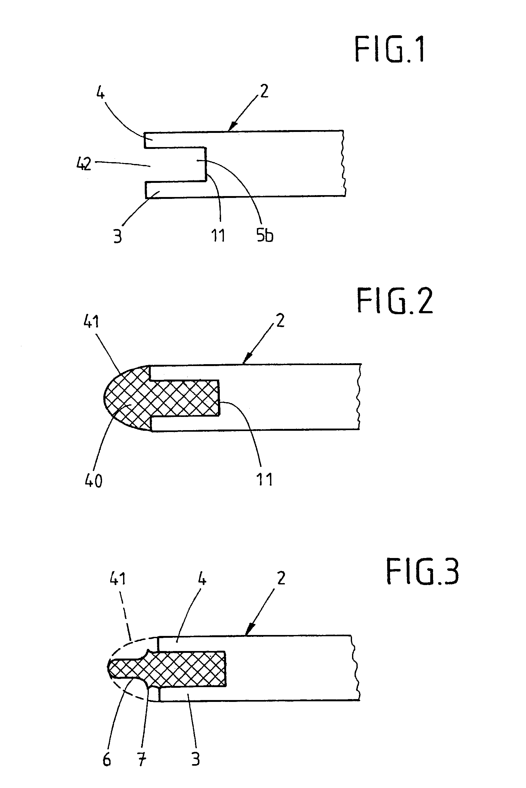 Arrangement of building elements with connecting means