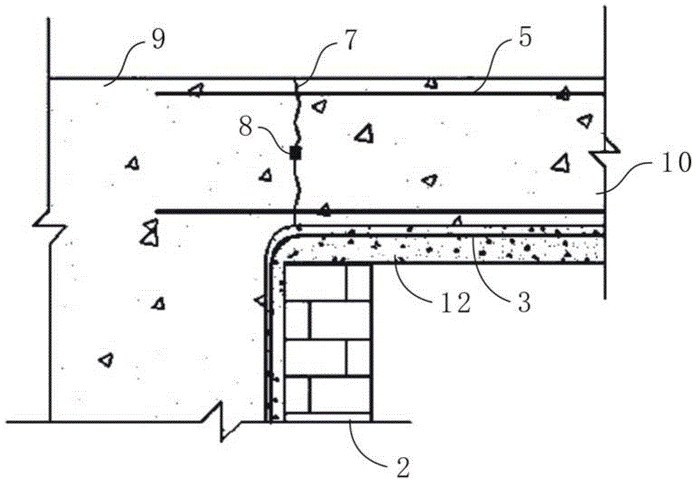 Construction method combining tower crane foundation with building basement floor