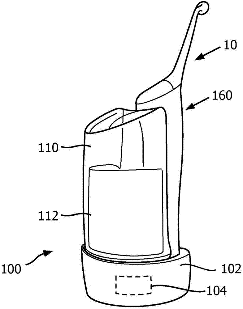Automatic filling mechanism and method for a hand-held oral cleaning device