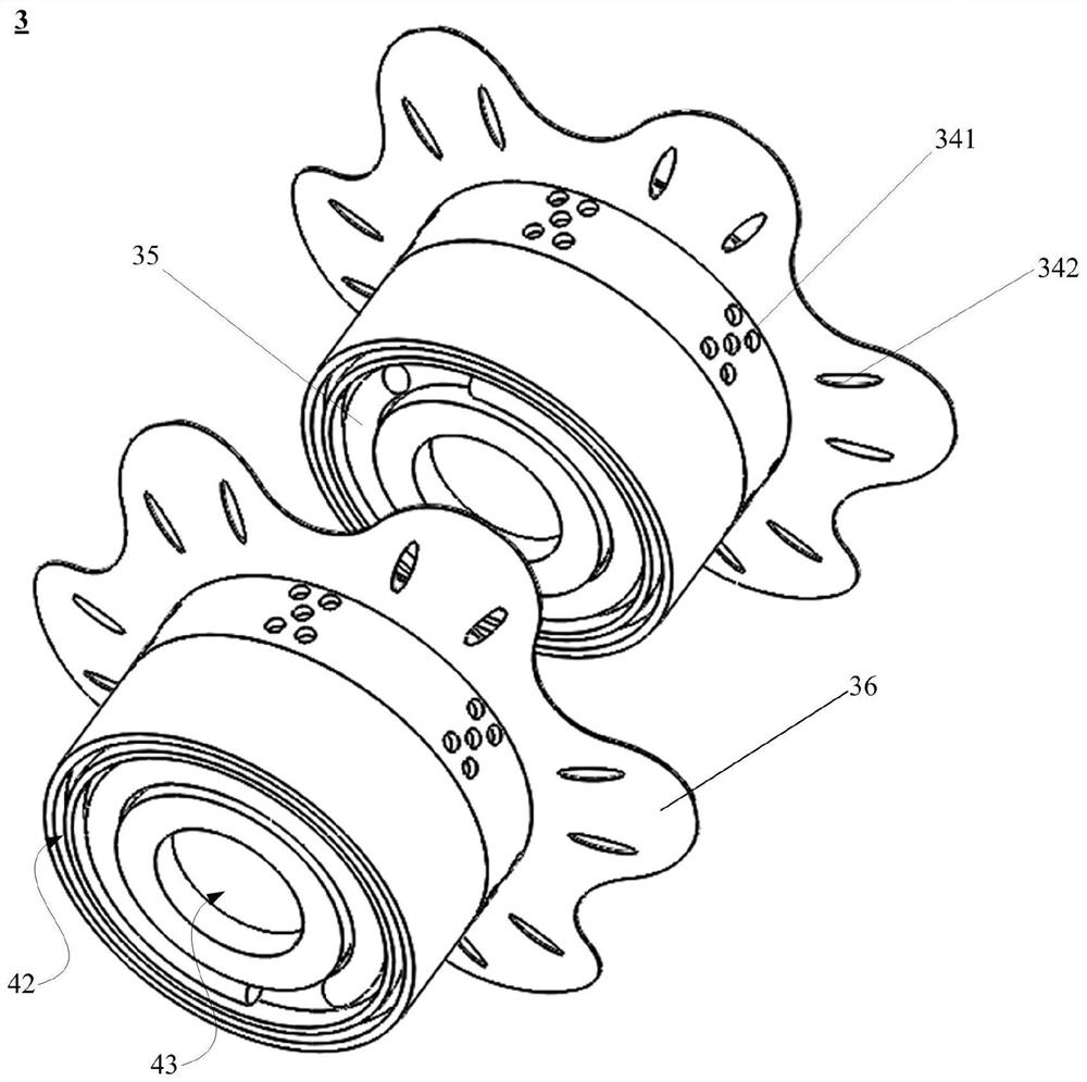 Cooking equipment and distinguishable heating type modular smoking and roasting device thereof