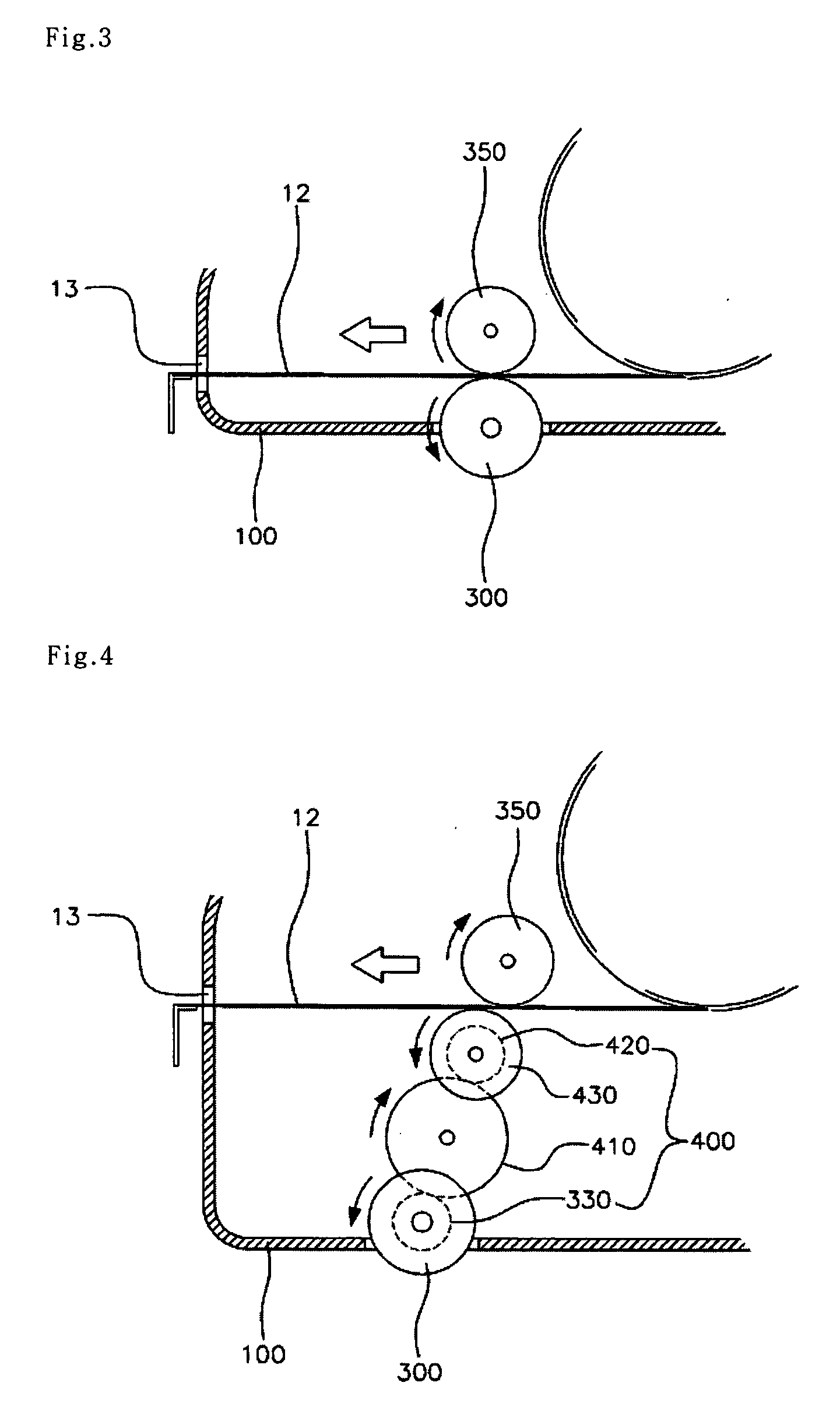 Tape measure with automatic blade extension mechanism