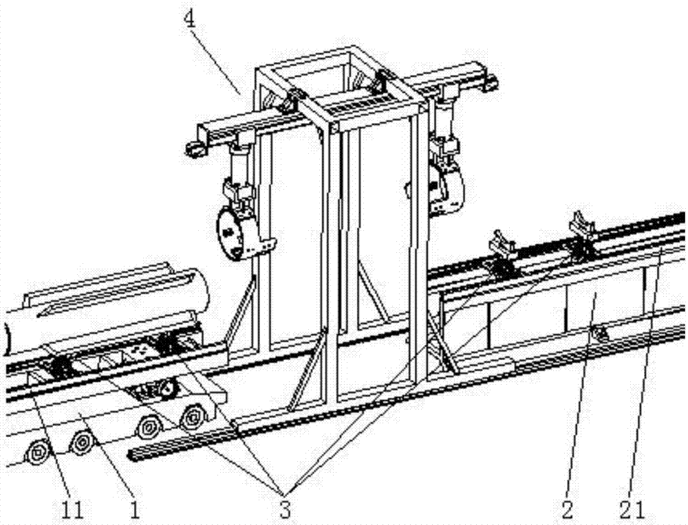 End-holding type transfer device for cylindrical products