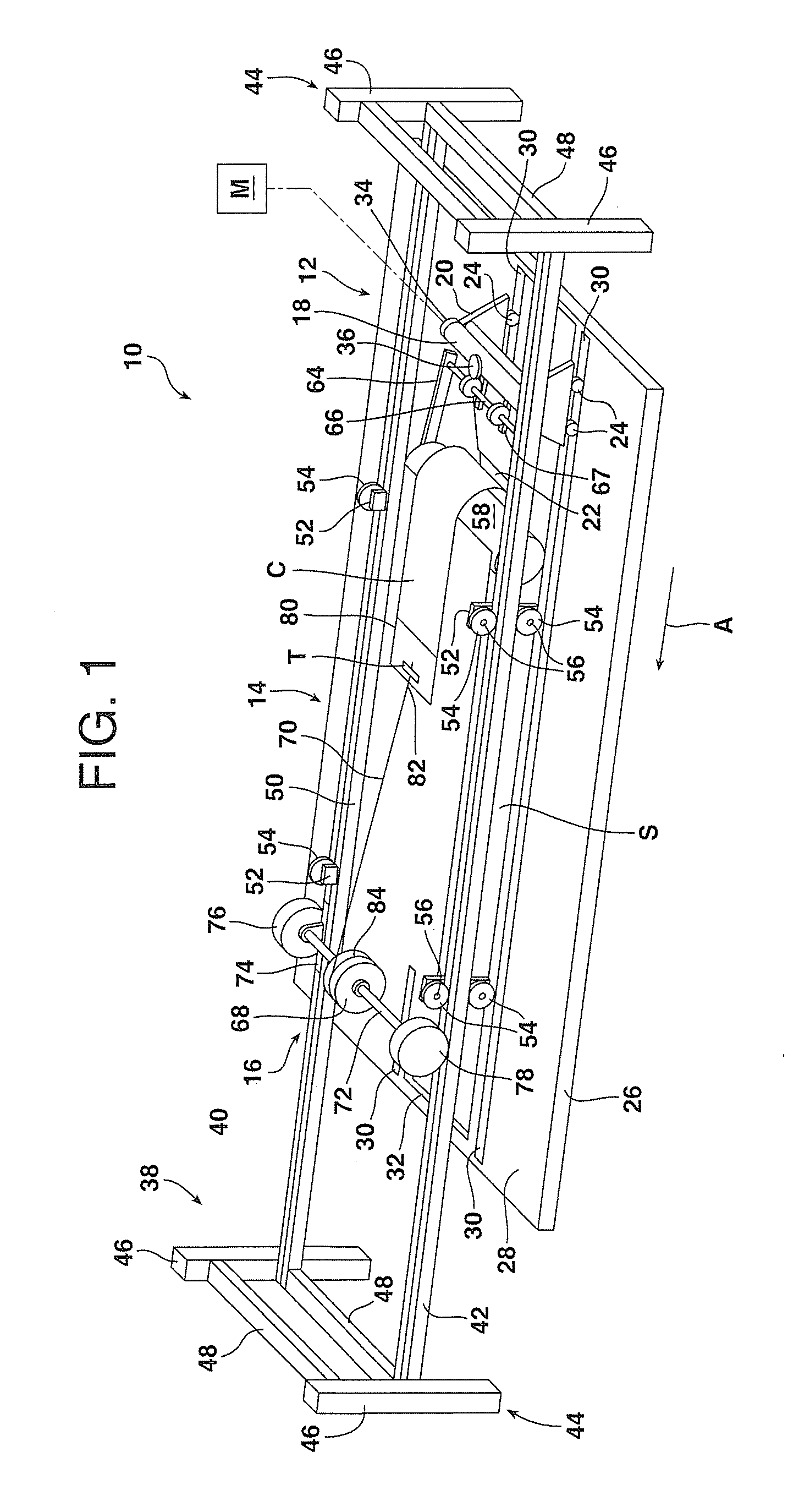 Apparatus and method for harvesting carbon nanotube arrays