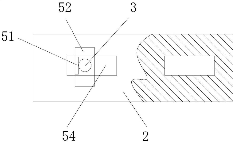 A cable sheath protection device and protection method during electric power construction