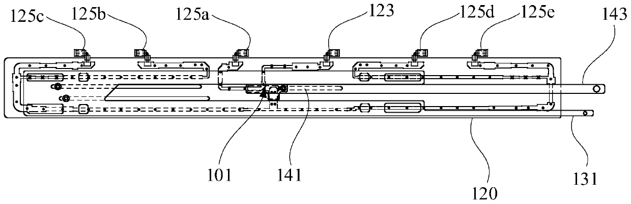 Dielectric mobile phase shifter and base station antenna