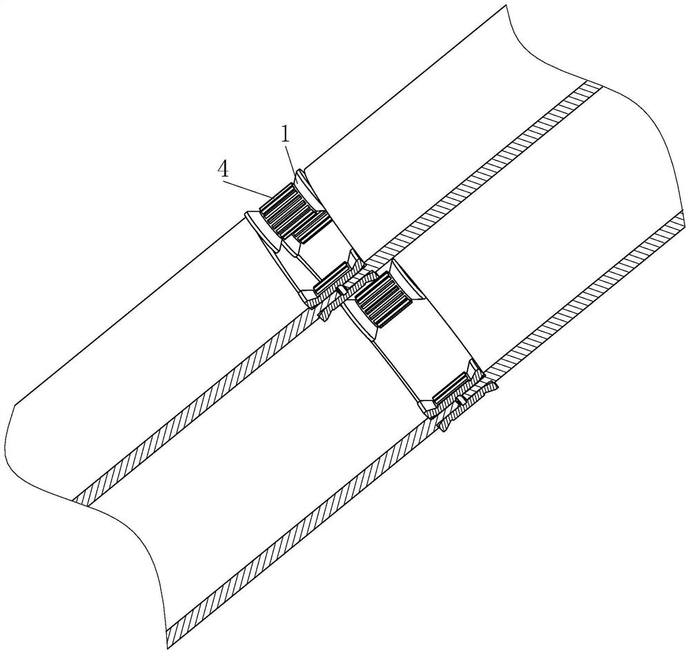 Telegraph pole connecting nut and tightening tool thereof