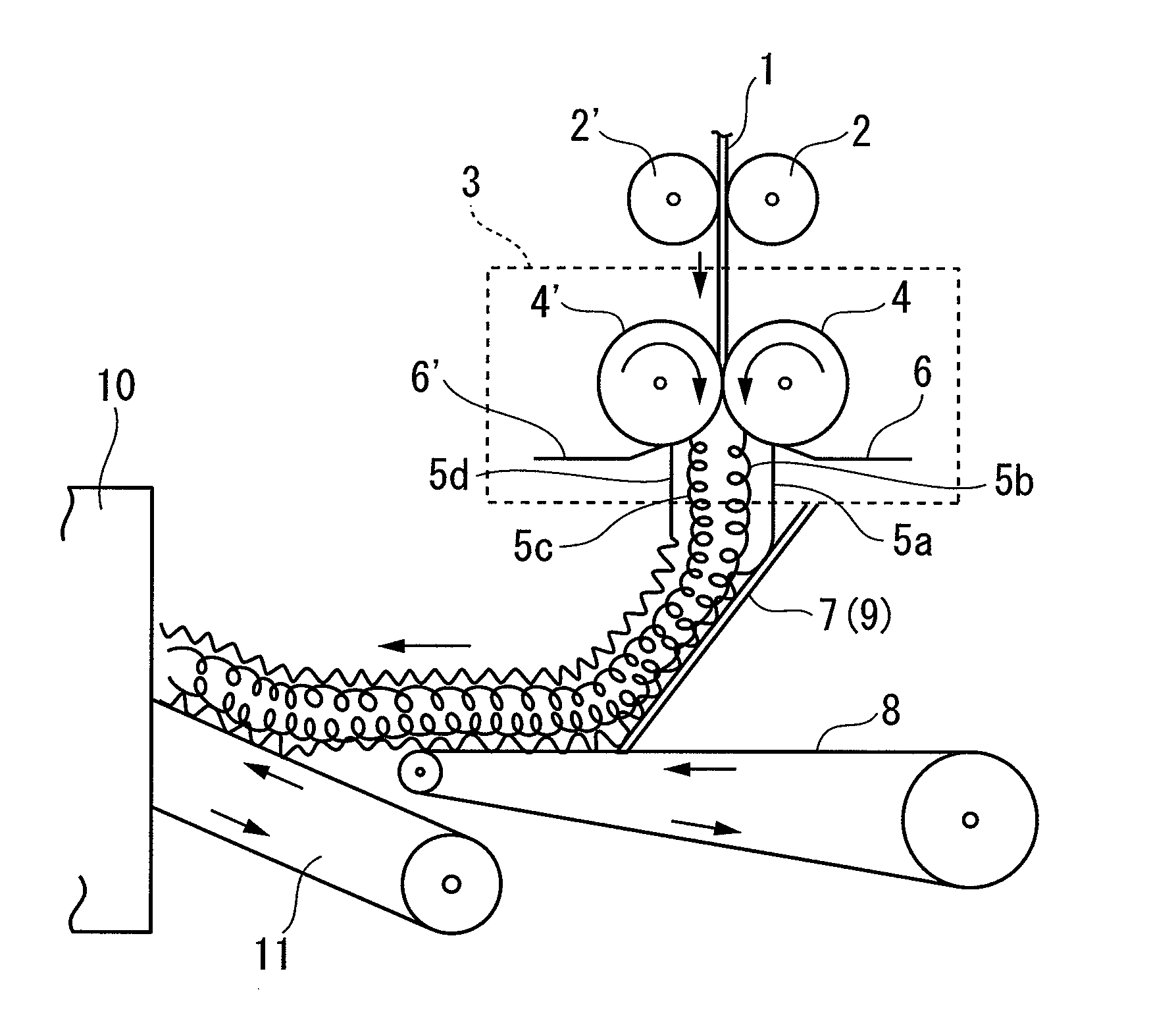 Apparatus for cutting and ejecting noodles, and noodle scraper