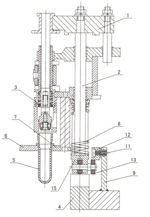 Forcible blank bottle loading device for plastic bottle blowing machine