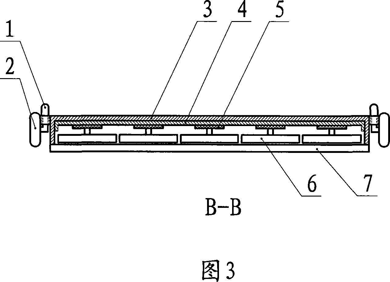 Microwave heating device for asphalt pavement and repairing machine thereof
