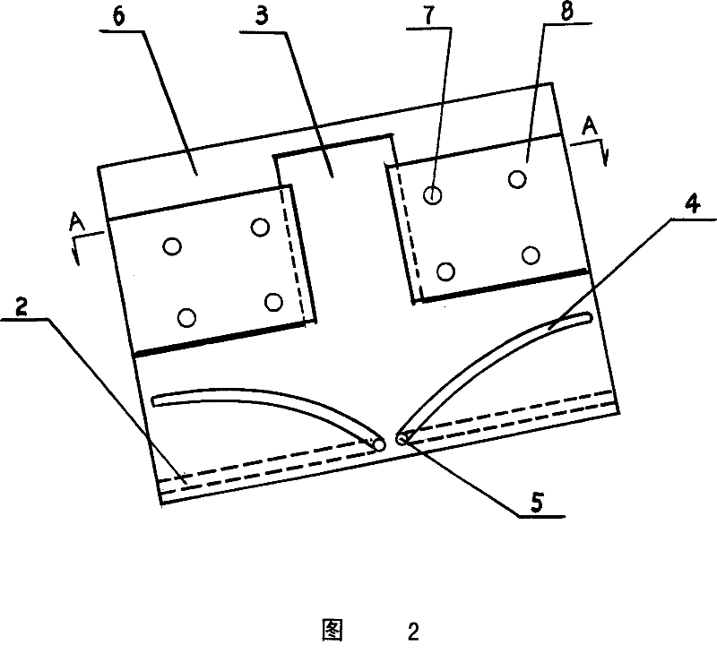 Car door mechanism of rail traffic vehicle