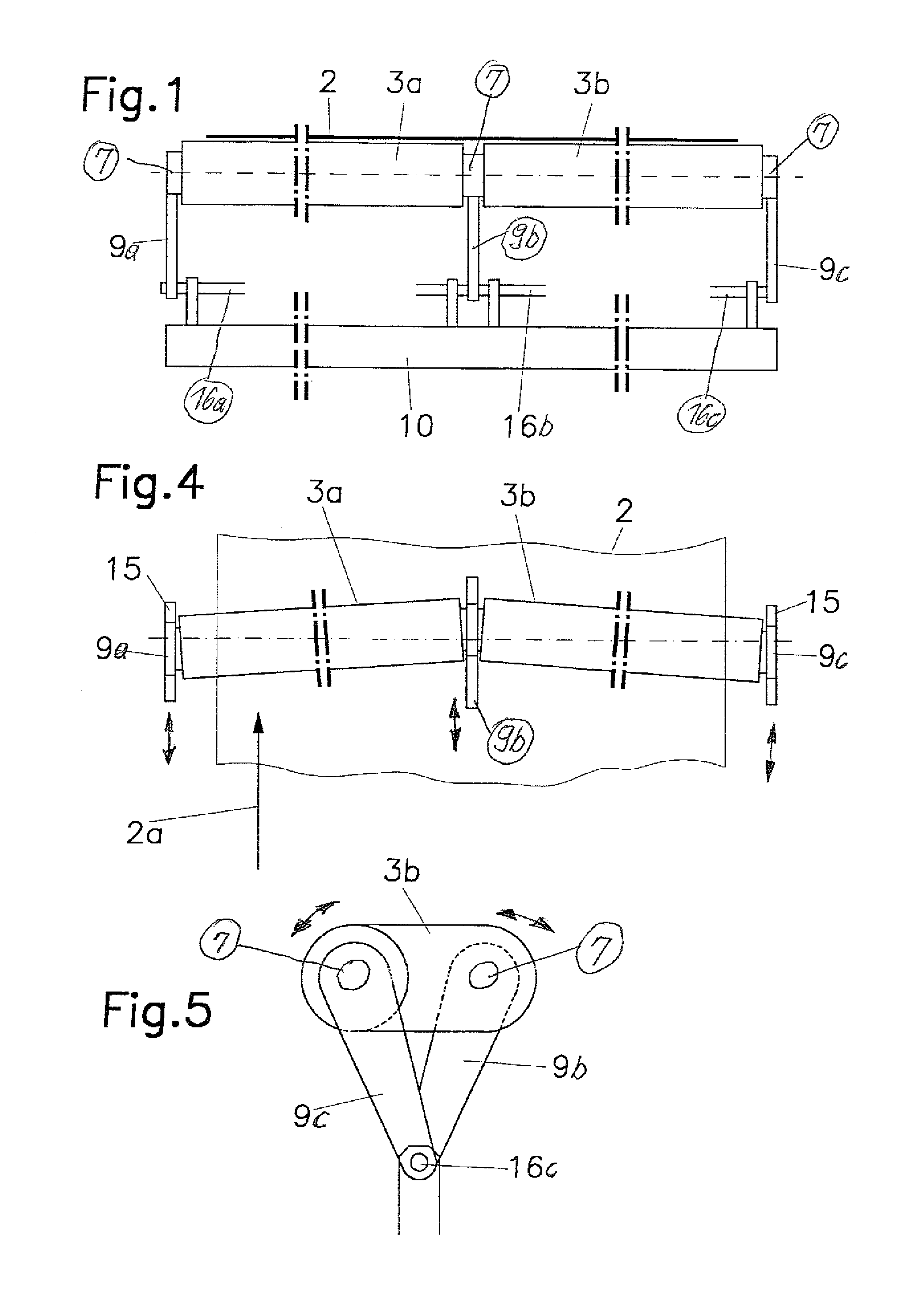 Device for stretching webs of material transversely to their travel direction