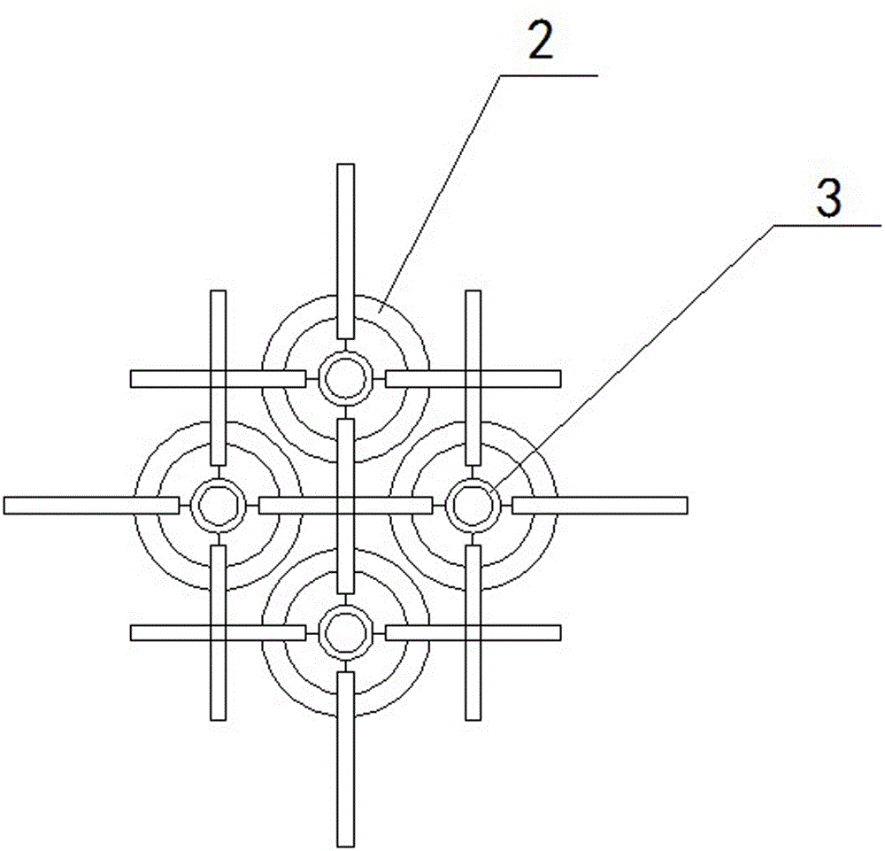 Microwave leakage protection device for microwave asphalt pavement heater