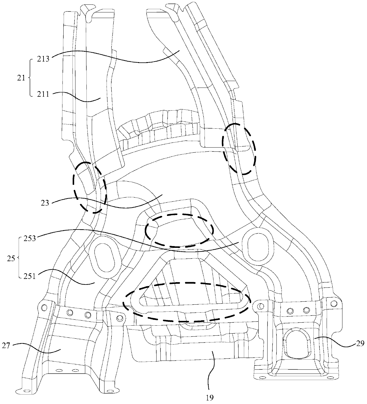 Automobile and reinforcing device for inner plate of rear wheel casing of automobile