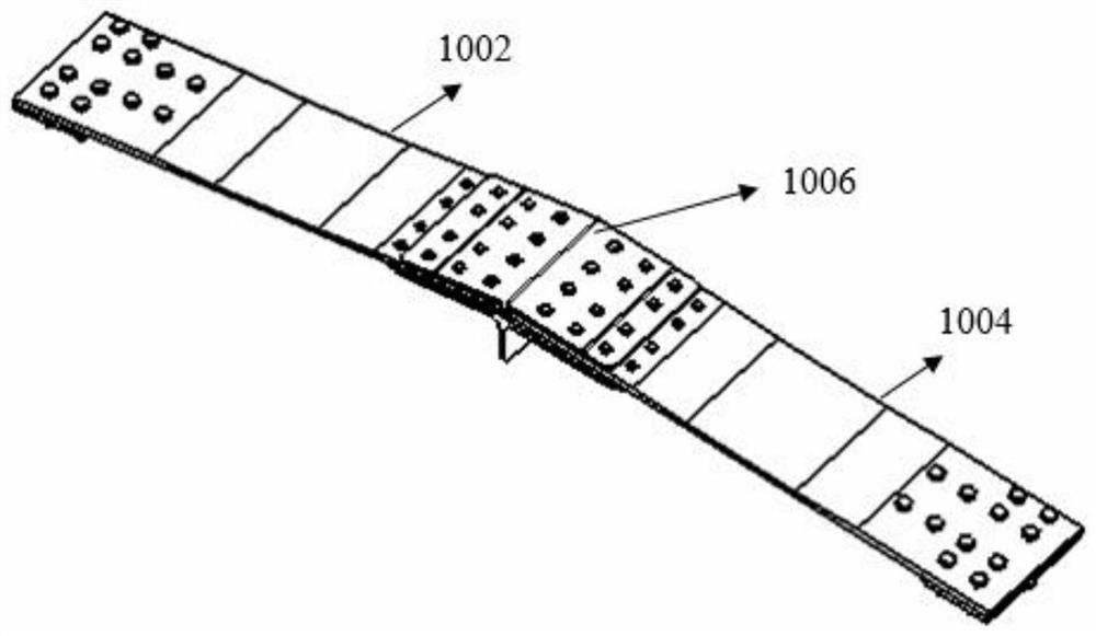 Butt joint test device and test method for wing root lower wall plate of aircraft wing with dihedral angle