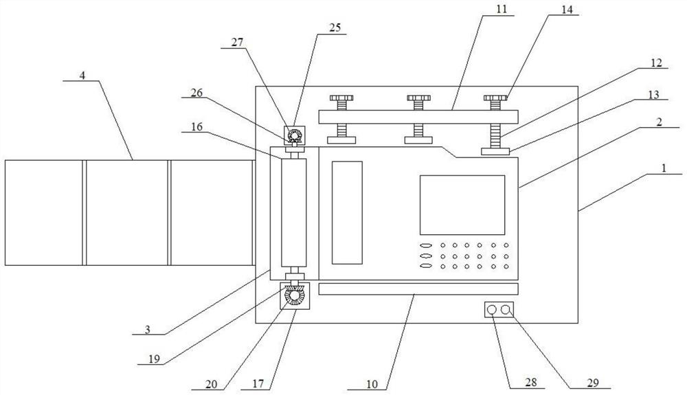 Auxiliary device for electrocardiogram detection