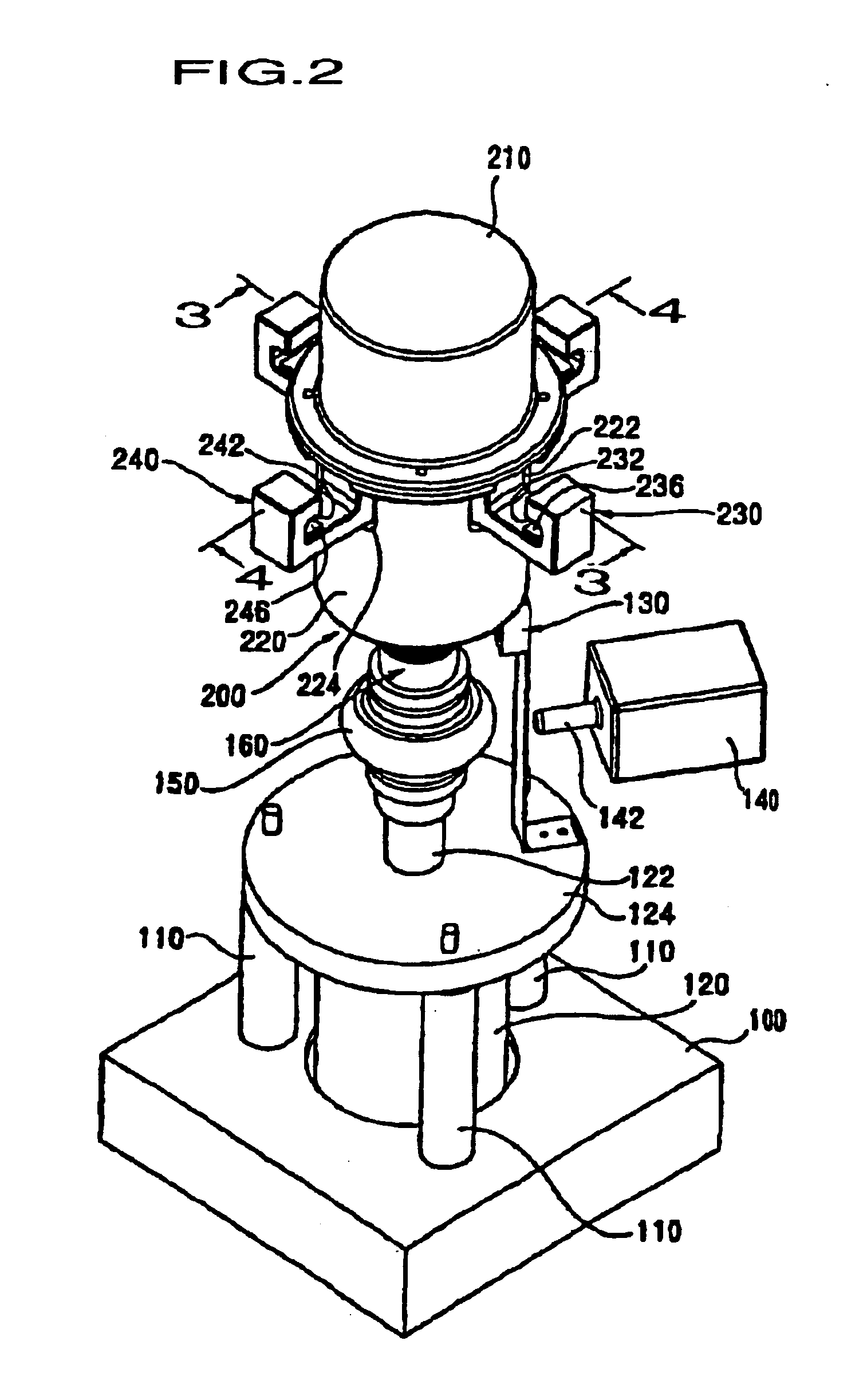 Automatic balance adjusting centrifugal apparatus