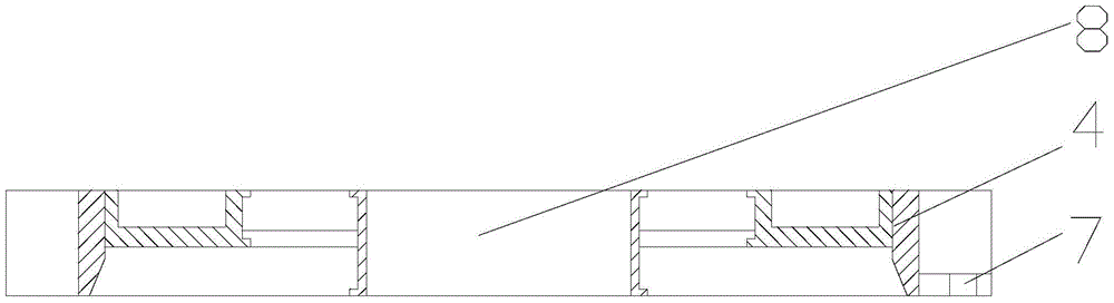 Centrifugal casting composite end cover and method for centrifugal casting composite roll