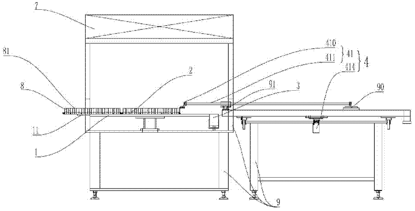 Device for controlling penicillin bottle to automatically enter and exit from freeze dryer