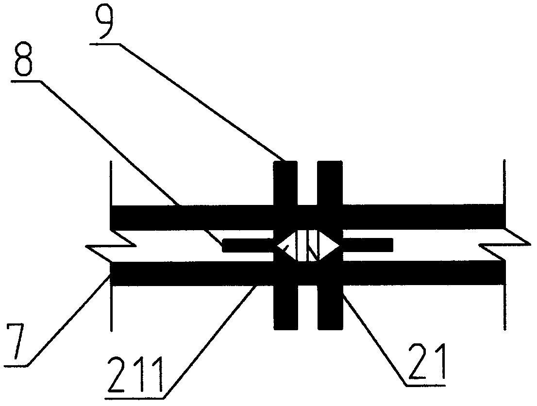 Split bamboo material soil nail and construction method thereof