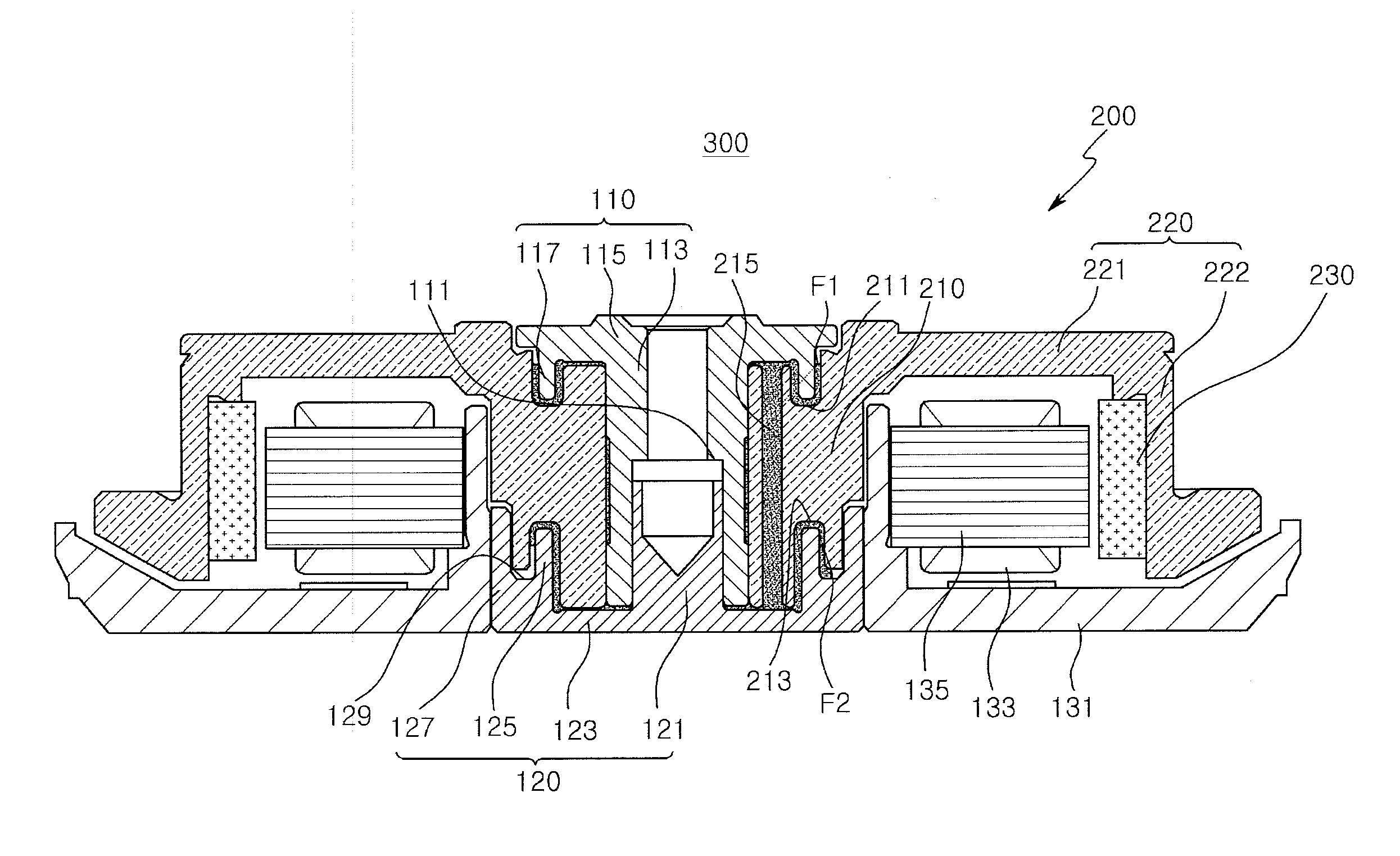 Spindle motor and hard disk drive including the same