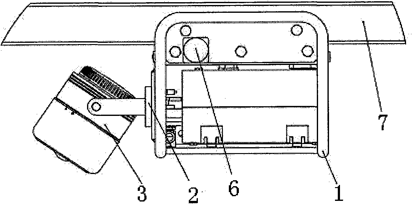 Automatically speed-changing swing type greenhouse spraying device