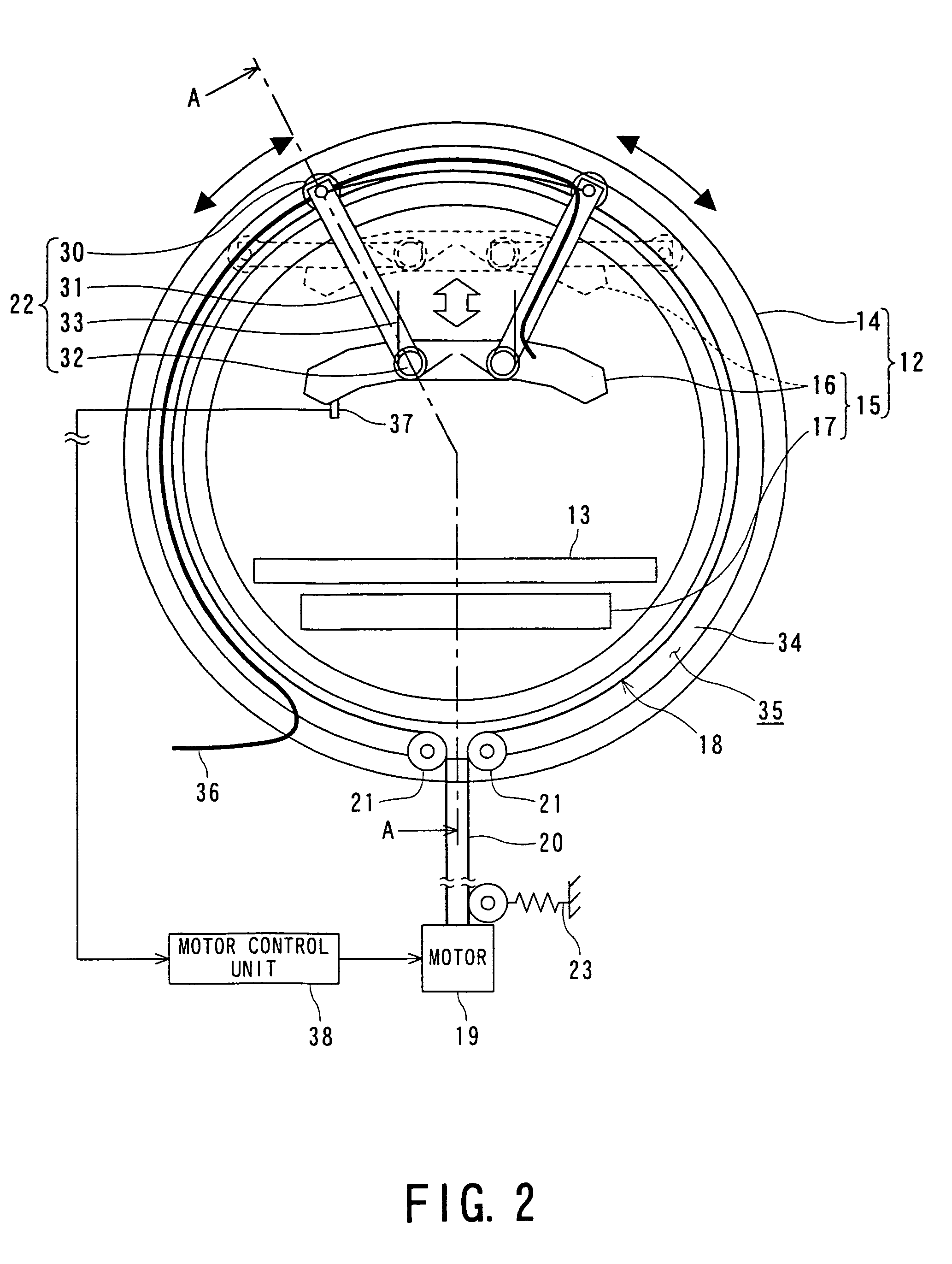 Magnetic resonance imaging apparatus with a movable RF coil having a controllable distance between the movable RF coil and an imaged body surface