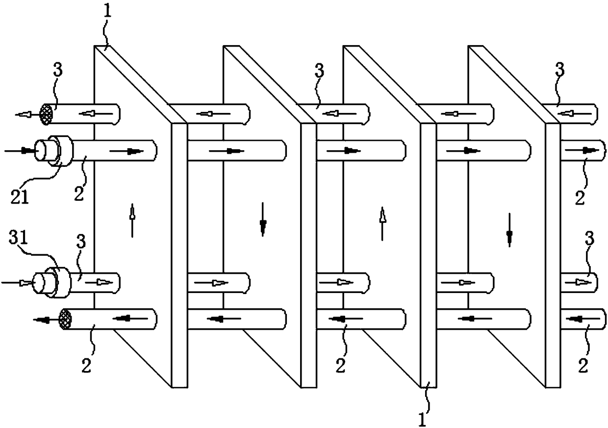 Online automatic descaling type plate heat exchanger