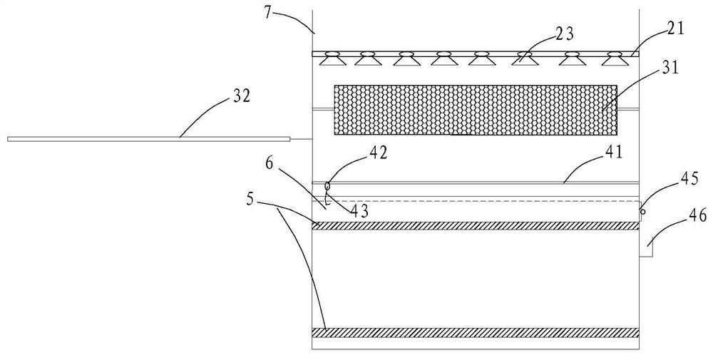 A device for repairing heavy metal polluted soil and its repairing method