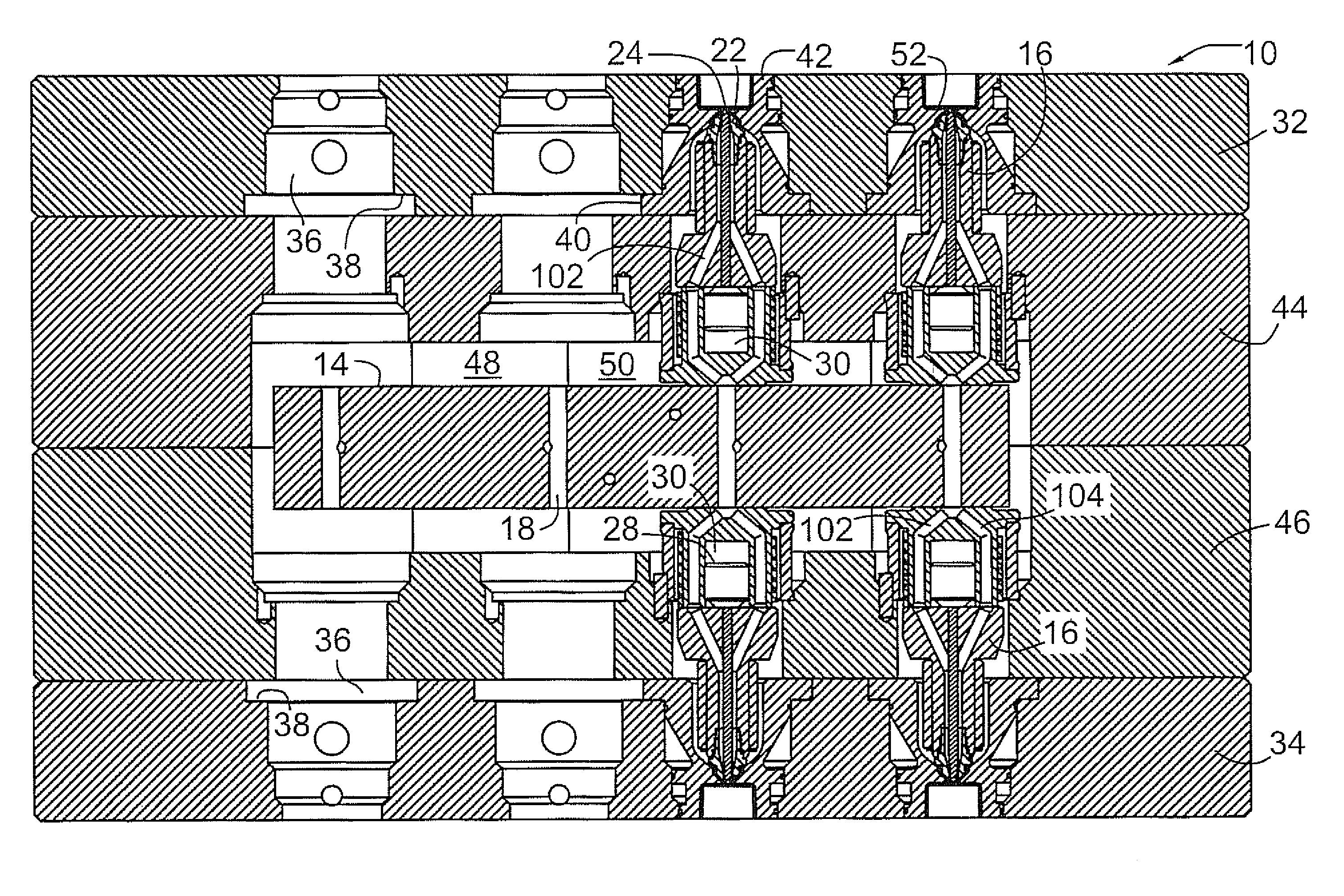 Injection apparatus for injection molding of thermoplastic parts