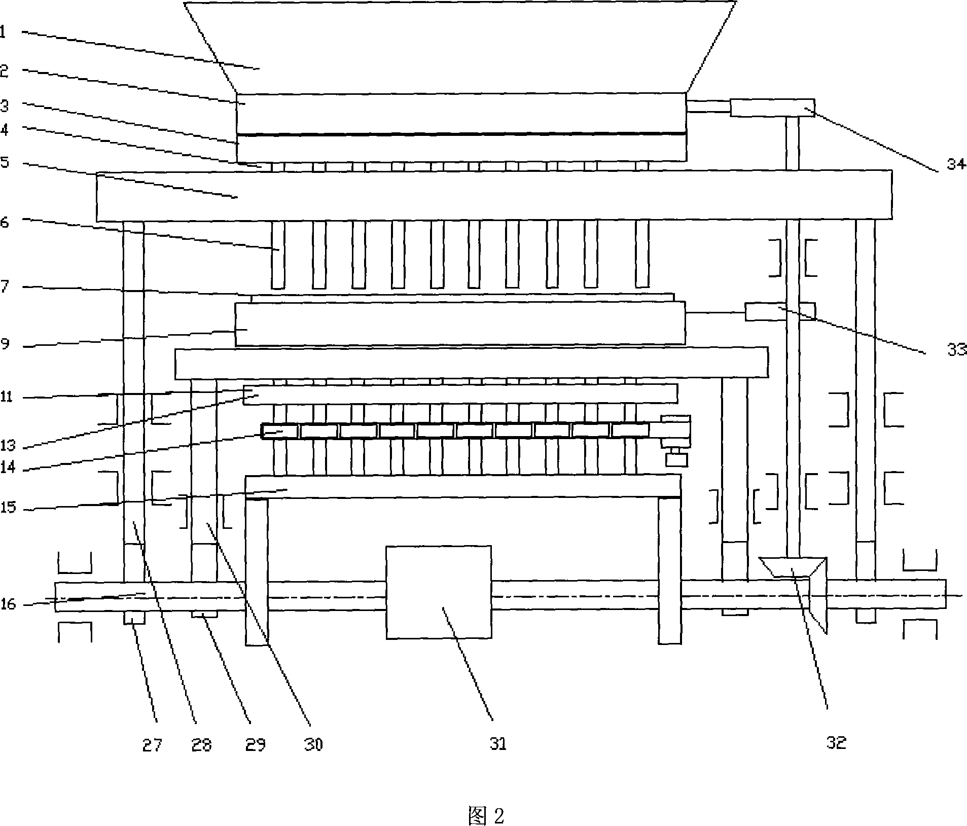 Automatically formed packaging method apparatus for throwing firecrackers