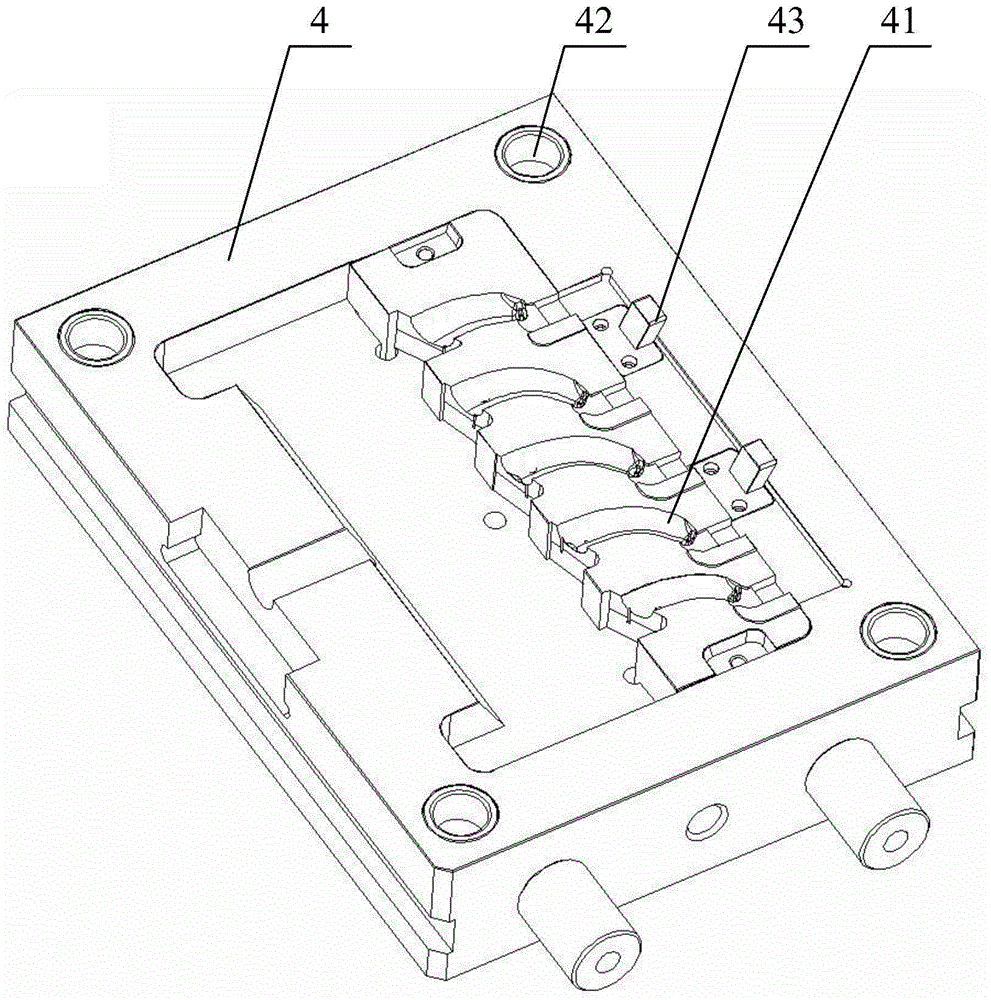 Hollow bent injection mold