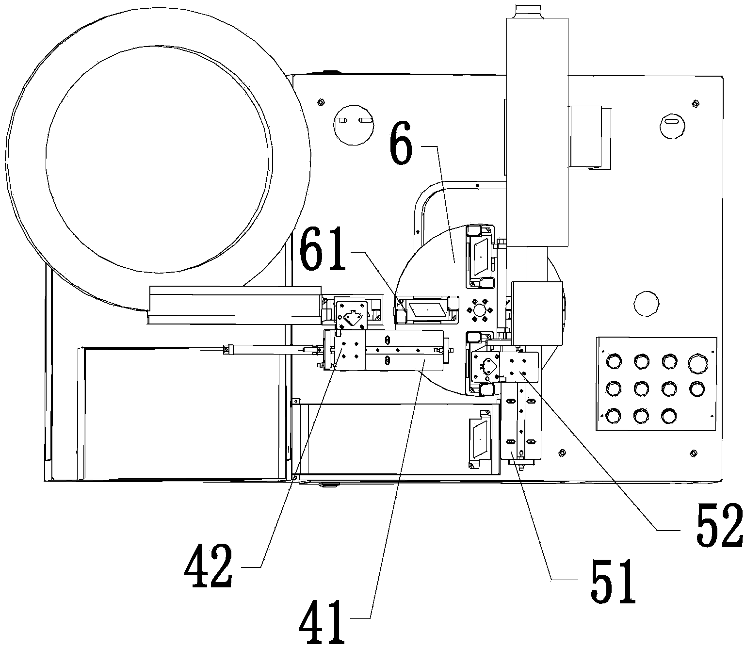 Laser marking device capable of feeding and discharging materials automatically