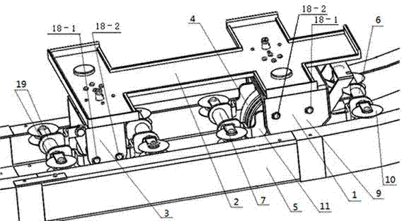 Logistic vehicle chassis capable of moving along spatial track and movement method